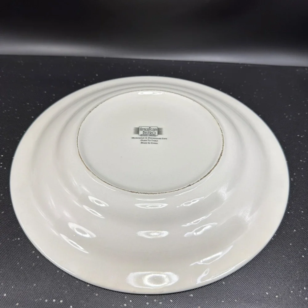 American Bistro Diner Ware Red Rim White Dinner Plates Set‎ of 2 Retro 11 Inch